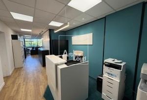 Bureaux rénovés à vendre Melun - Proche gare RER D