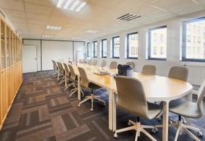Bureaux à louer Clichy - Métro Mairie de Clichy (Ligne 13)