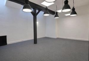 Vente bureaux Paris 17 quartier des Ternes - Rez-de-chaussée sur cour