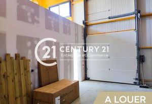 Location local d'activité Pornichet - Accès atelier et mezzanine