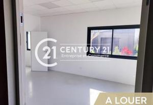 Location local d'activité Pornichet - Accès atelier et mezzanine