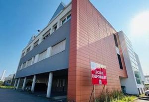 Bureaux à louer Maxéville - Ascenseur, climatisation et 19 places PMR