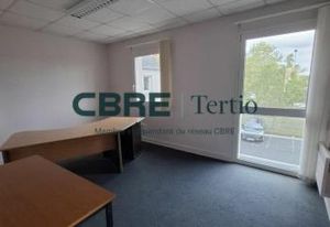 Location bureau Saint-Avertin - Proche commerces et axes routiers
