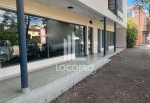 Location local commercial Mouans-Sartoux - Avenue de Grasse