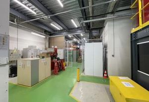 Location local d'activité Nanterre - Sortie A86 - Proche RER
