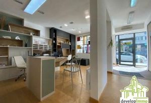 Location local commercial Caen centre - Quartier à fort passage