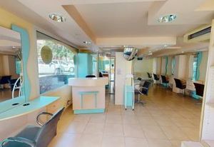 Local commercial à louer Port Fréjus - 150 m de la plage