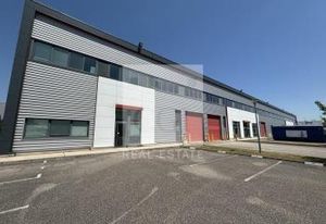 Local d'activité à louer Meyzieu - Proche A432 et tram T3