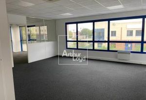 Local mixte à louer Moissy-Cramayel - Proche A5 et N104