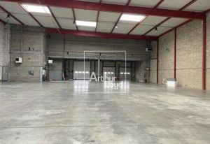 Location entrepôt Combs-la-Ville - Accès A6/N104 et RER D