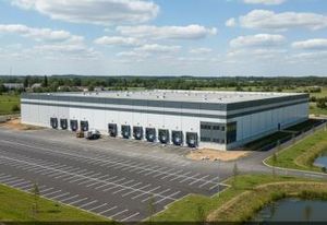 Location entrepôt 22 000 m² Ingrandes - Accès direct D910 et A10