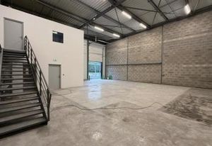 Location local d'activité neuf Portet-sur-Garonne - Proche A64
