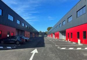Location locaux d'activité à Tresses - Proximité D936