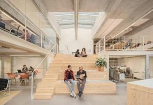Bureaux privatifs & coworking - Lyon 9 - Ancienne Ciergerie rénovée