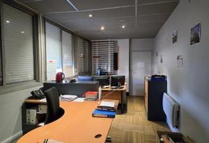 Location locaux d'activité Saint-Cyr-sur-Loire - Secteur dynamique