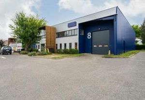 Location local d'activité Saint-Ouen-l'Aumône - Proche A15/A115