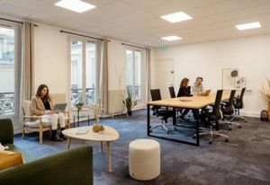 Bureaux à louer Paris 10 - Immeuble pierre de taille