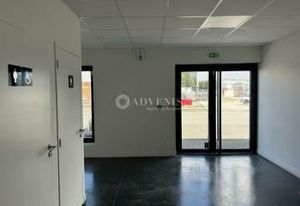 Location local 235 m² Saint-Avertin - Zone Les Aubuis
