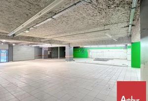 Local commercial à vendre Montélimar centre-ville - Rue passante