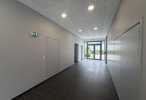 Location bureaux Guyancourt proche gare Saint-Quentin en Yvelines