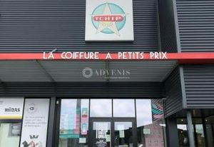 Location local commercial Saint-Georges-des-Coteaux - Zone Leclerc