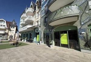 Location bureau Le Touquet-Paris-Plage centre-ville Place Quentovic