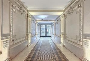 Location bureaux Paris 8 - Rue La Boétie, proche métro Saint-Philippe du Roule