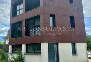Location bureaux Barberaz - Proche Chambéry, parking 10 places
