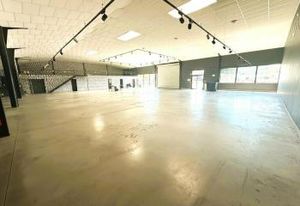 Location local commercial Lons secteur N°1 - Axe très passant