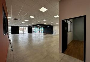 Location local commercial Lons - Axe passant 25 000 véhicules/jour