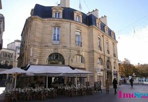 Location local commercial Bordeaux centre piéton