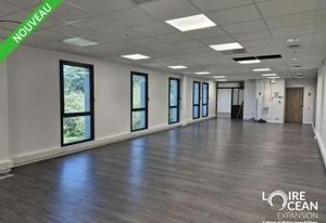 Location bureaux Pornic - Proche Route Bleue, gare et centre-ville