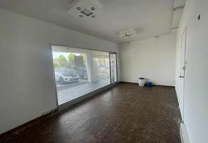Location local commercial Saint-Martin-lez-Tatinghem - Place Cotillon Belin