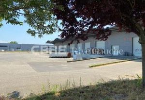 Vente entrepôt Souffelweyersheim - Pleine façade A4/A35