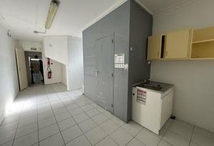 Location local commercial Tours hyper centre - Proche Halles