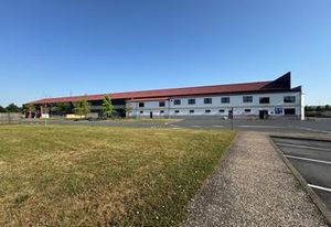 Location hall industriel Reims - Hauteur 9 à 10 m