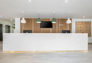 Location bureau Levallois-Perret proche métro Louise Michel