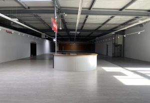 Location local commercial Pont-Sainte-Marie - D960