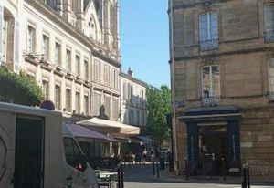 Local commercial Chartrons Bordeaux - bail à céder