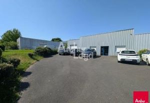 Location local d'activité à Pacé - Bureaux et stockage