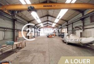Location local commercial 2296 m² Saint-Nazaire