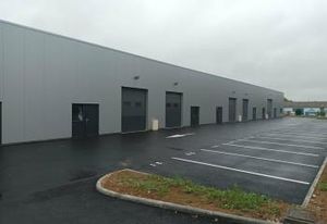 Cellules d'activités-entrepôts à vendre La Rue-Saint-Pierre - Proche A28