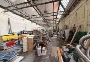 Entrepôt + bureaux à vendre Houplines - Proche axes routiers