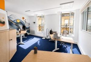 Location bureaux Paris 2 - Opéra/Pyramides, étage élevé avec balcon
