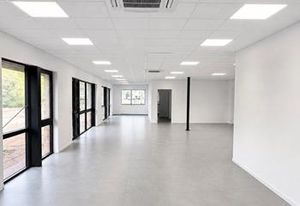 Location local professionnel Lormont - Rocade A630 et Tram A