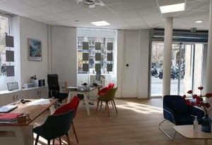 Location bureaux Marseille 2 - Place Sadi Carnot, transports et flux piéton