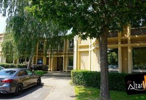 Bureaux à louer Saclay - Parc sécurisé et services