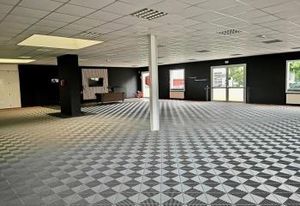 Location local commercial Beauvais - Proche aéroport et rocade