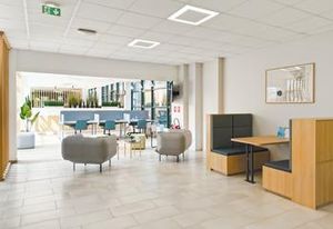 Location local commercial Saint-Priest - Proche Lyon et transports