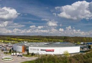 Location local commercial Senlis centre commercial Villevert